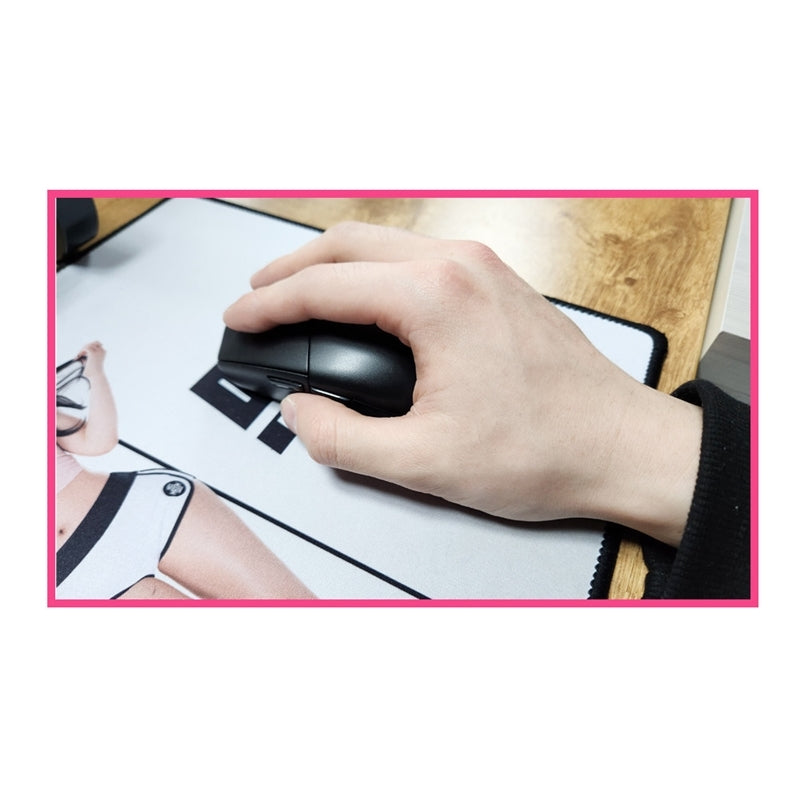 Miss Maxim - Mouse Pad